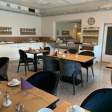 Hotel Zur Therme Erwitte Bagian luar foto