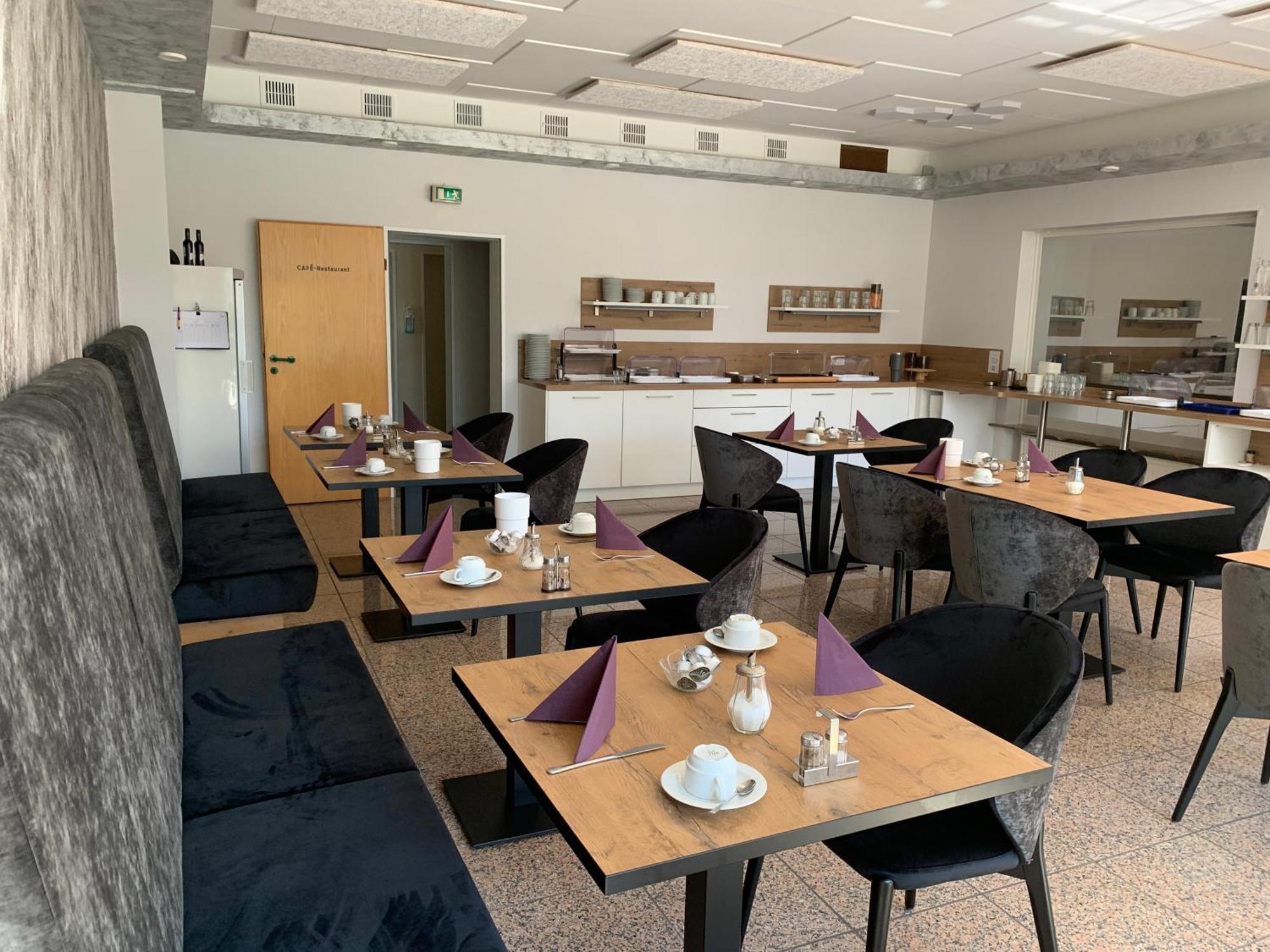 Hotel Zur Therme Erwitte Bagian luar foto